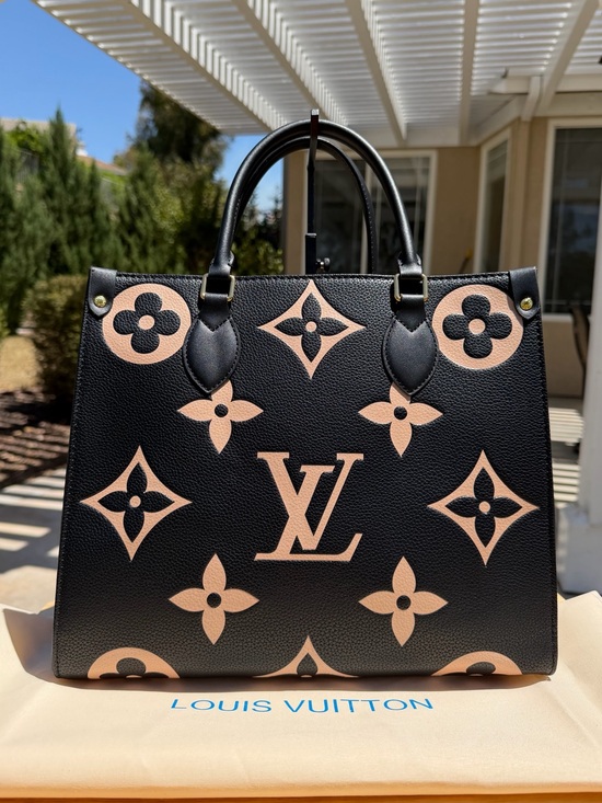 Source Unknown Handbags - NEW LV Print Large Black & Tan Embossed Monogram OnTheGo GM Size Satchel Purse